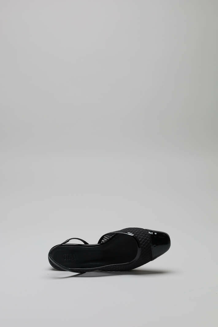 zoom in on Zwart Ballerina image Zwart Ballerina image