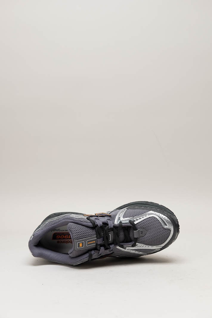 Donkergrijs Sneaker image