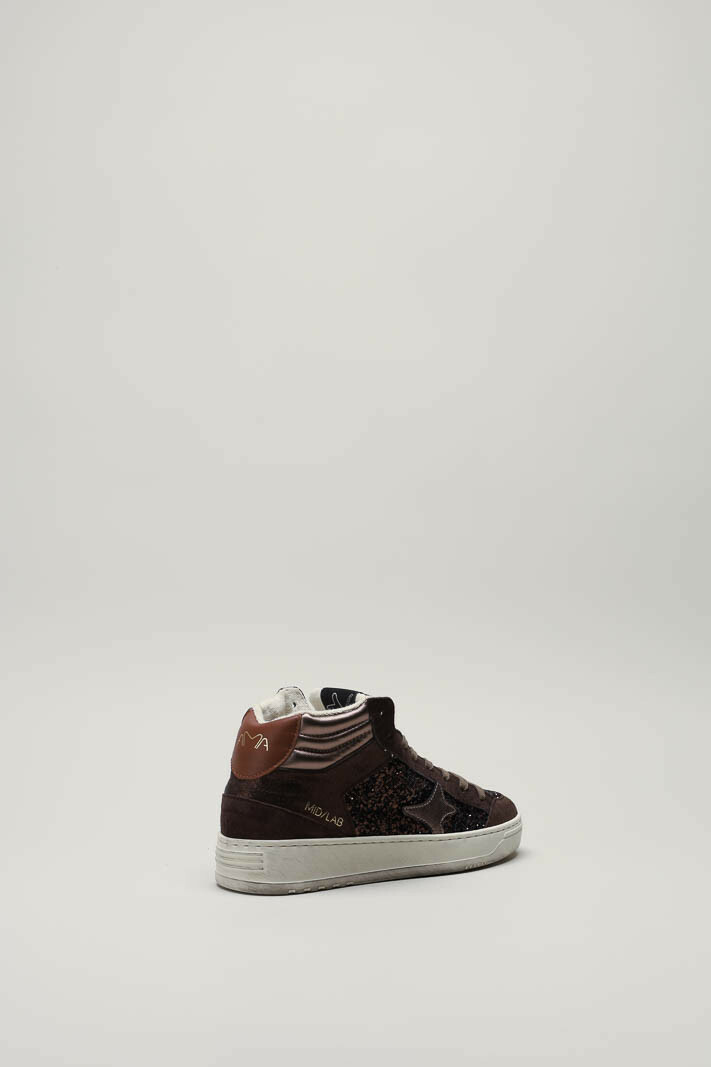 zoom in on Bruin Sneaker image Bruin Sneaker image