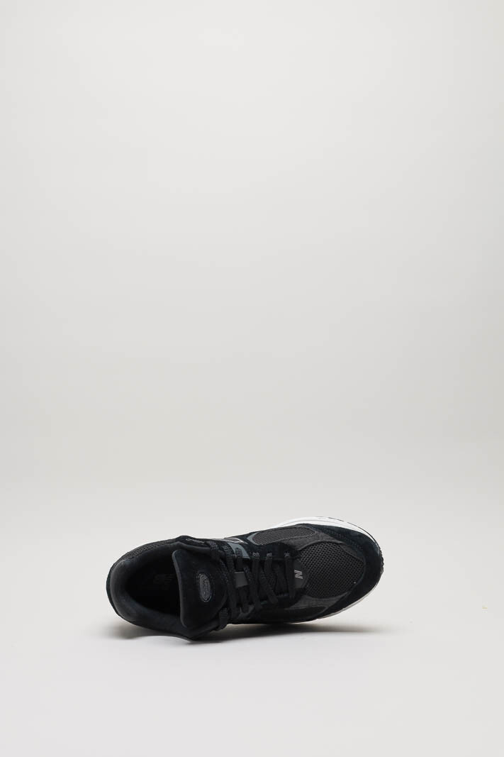 zoom in on Zwart Sneaker image Zwart Sneaker image