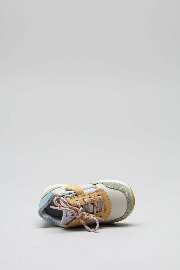zoom in on Kaki Sneaker image Kaki Sneaker image