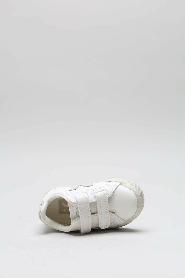 zoom in on Wit Velcro schoen image Wit Velcro schoen image