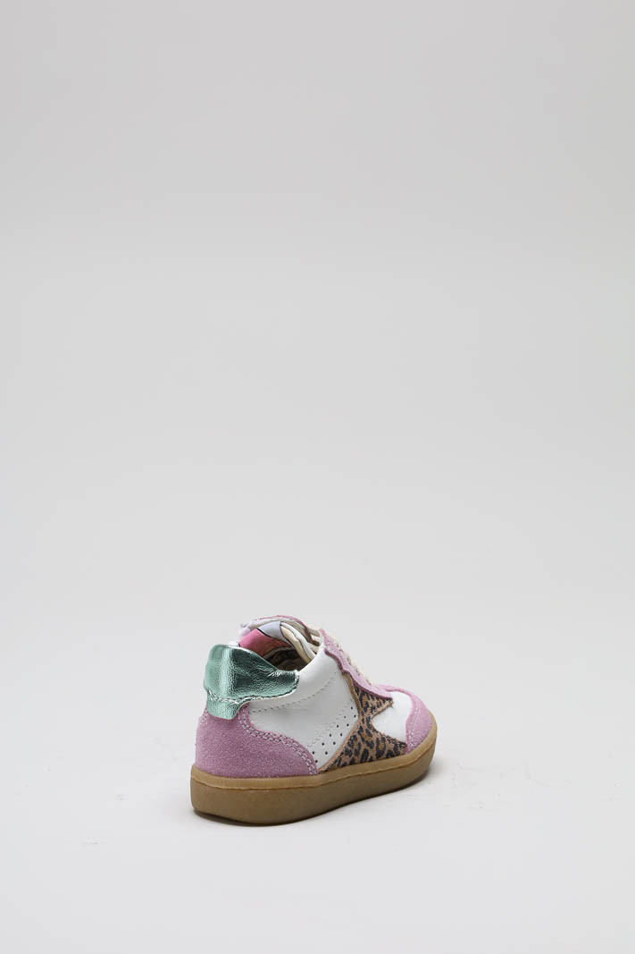 zoom in on Lila Sneaker image Lila Sneaker image