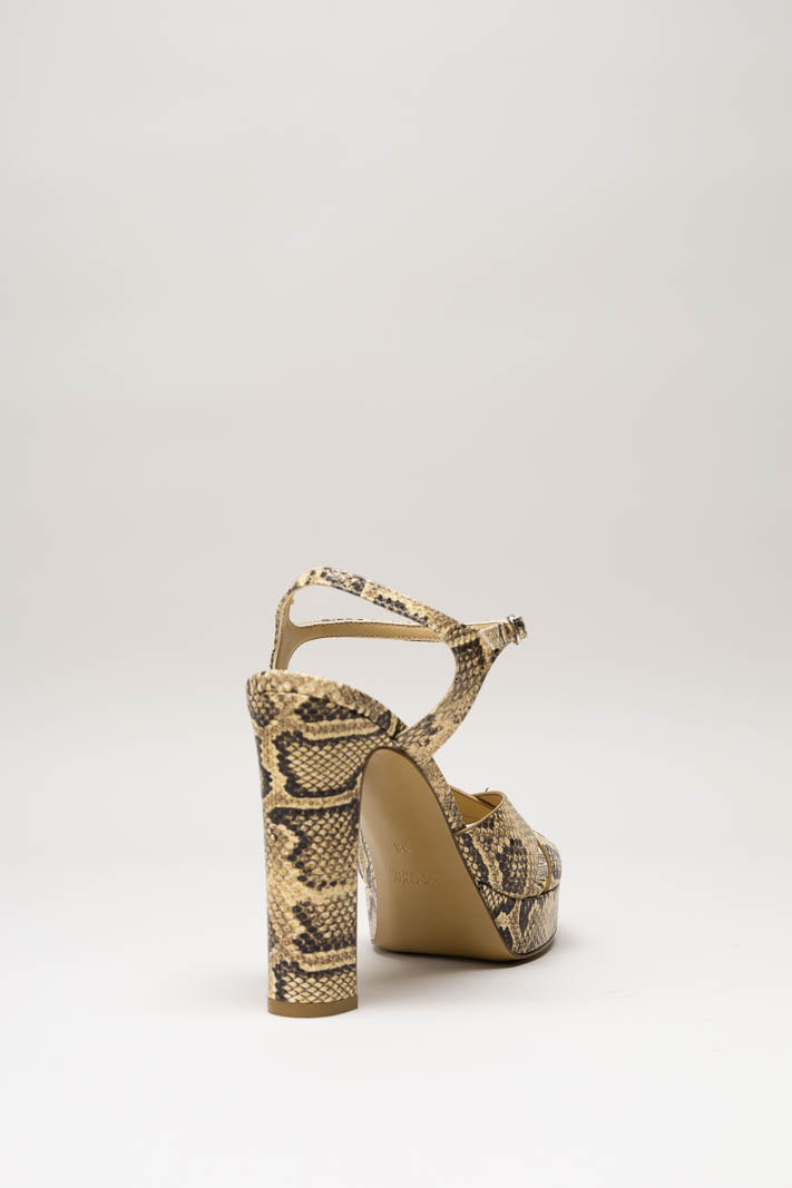 Beige Sandaal hak image