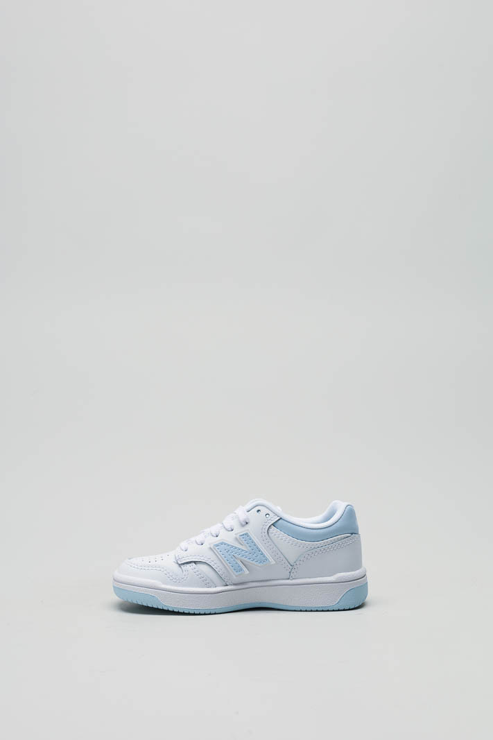 zoom in on Wit Sneaker image Wit Sneaker image