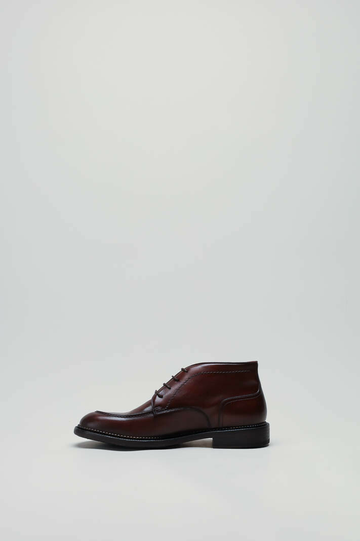 zoom in on Roodbruin Veterschoen hoog image Roodbruin Veterschoen hoog image