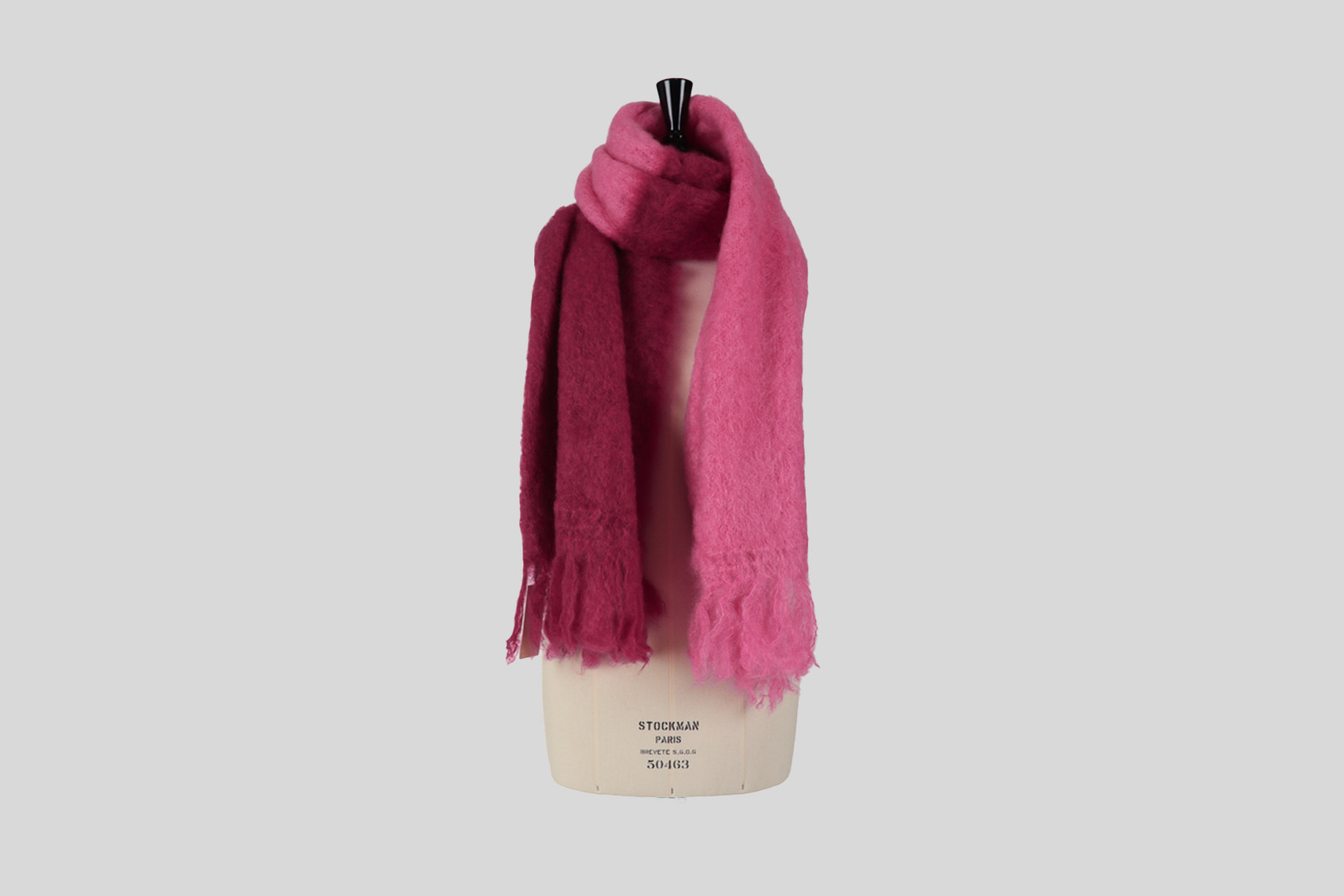 zoom in on Roze Sjaals image Roze Sjaals image