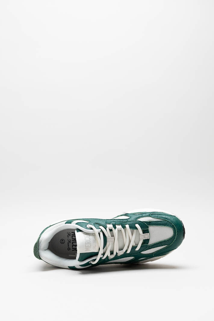 zoom in on Groen Sneaker image Groen Sneaker image