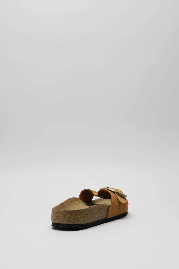 zoom in on Oranje Slipper image Oranje Slipper image
