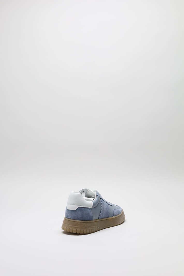 zoom in on Blauw Sneaker image Blauw Sneaker image