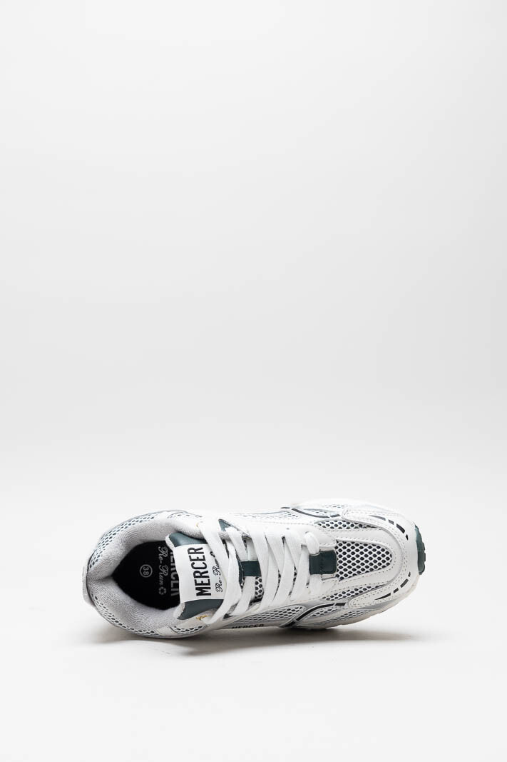 zoom in on Wit Sneaker image Wit Sneaker image