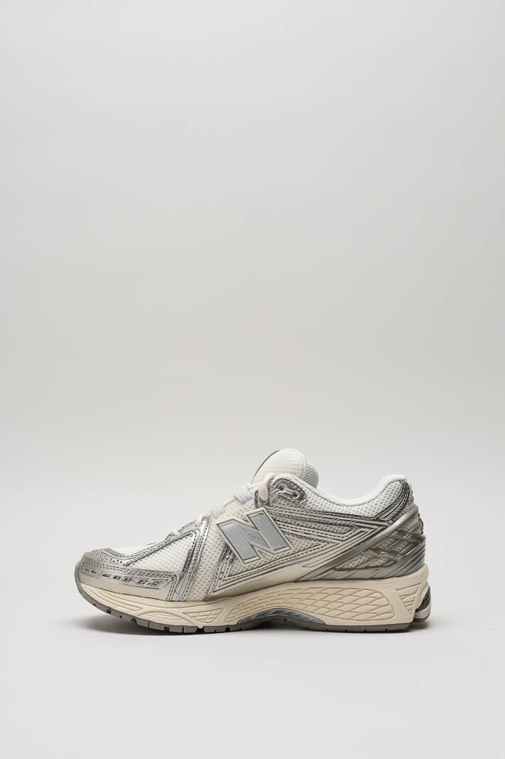 Ecru Sneaker image