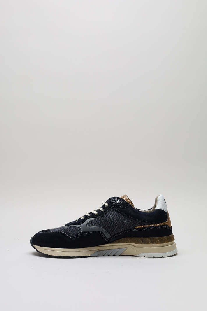 zoom in on Donkerblauw Sneaker image Donkerblauw Sneaker image