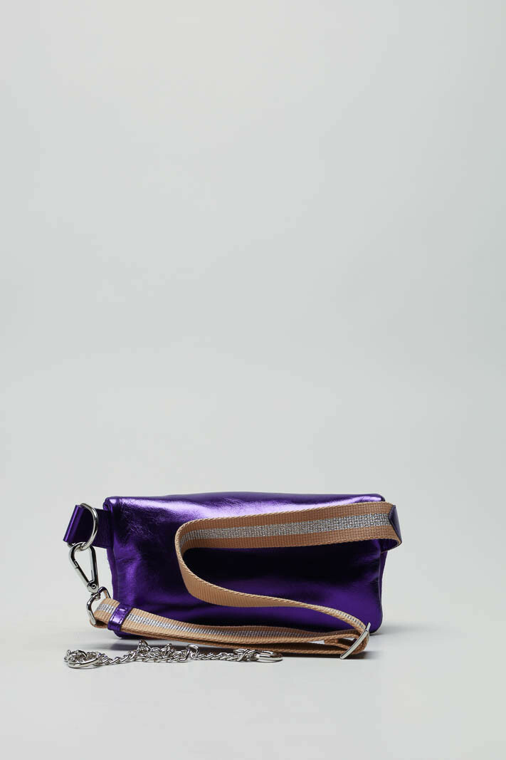 zoom in on Paars Cross body image Paars Cross body image