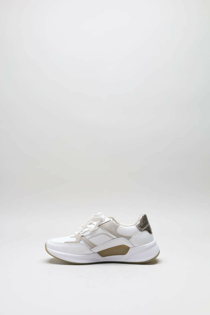 zoom in on Wit Sneaker image Wit Sneaker image