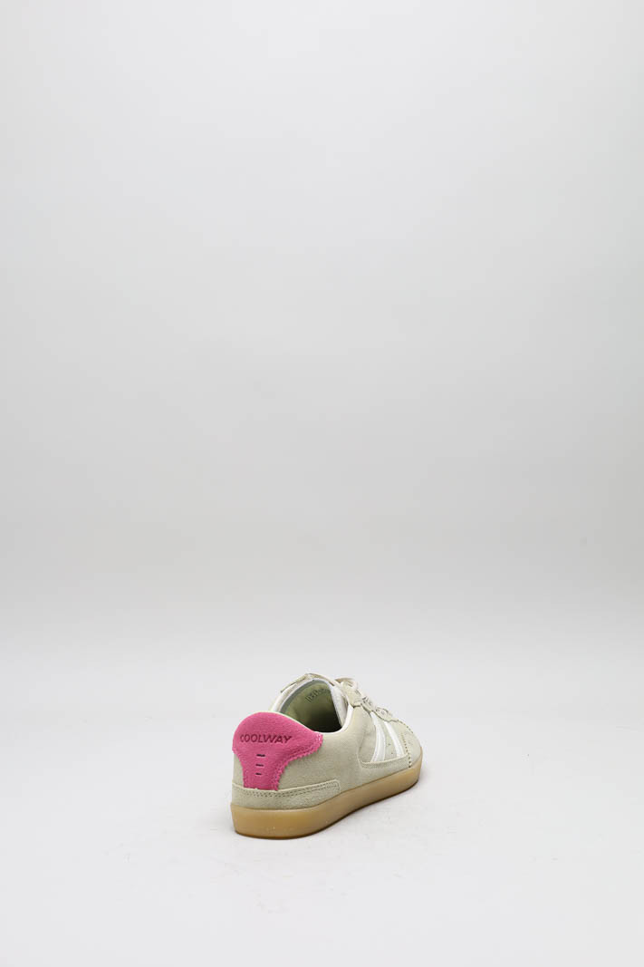zoom in on Lichtgroen Sneaker image Lichtgroen Sneaker image