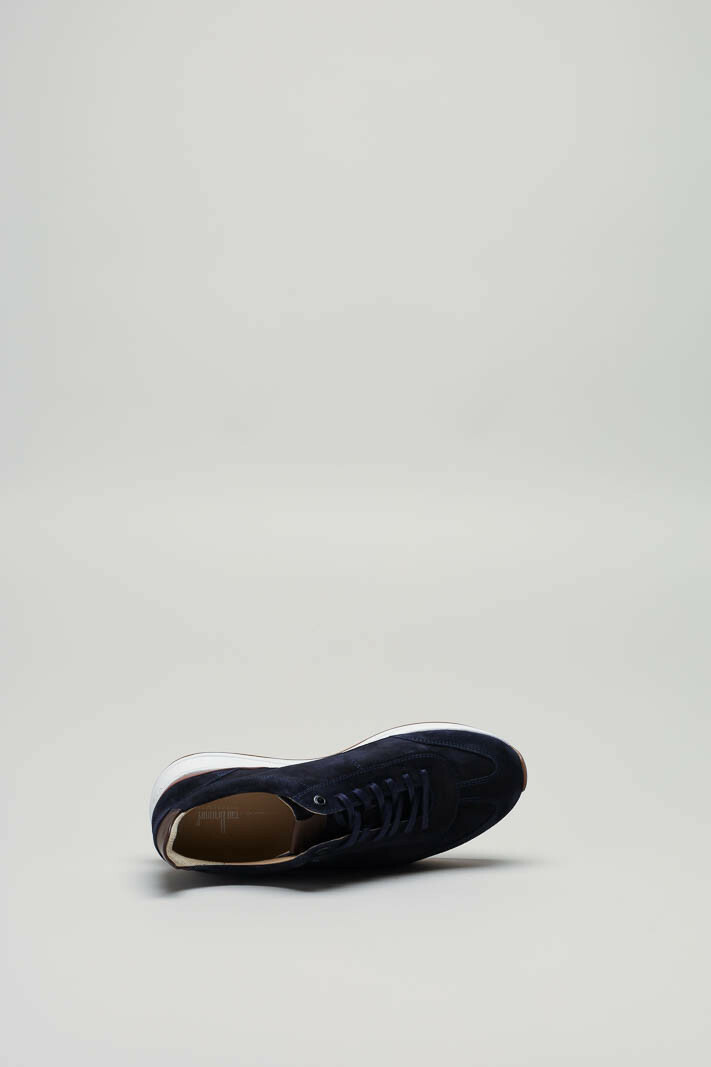 zoom in on Blauw Sneaker image Blauw Sneaker image