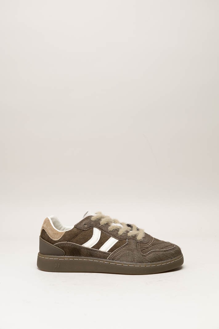 Bruin Sneaker image