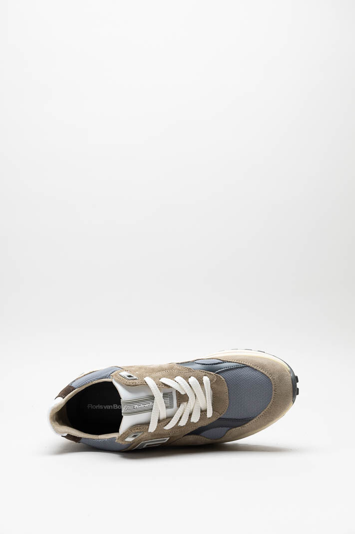 zoom in on Lichtbruin Sneaker image Lichtbruin Sneaker image