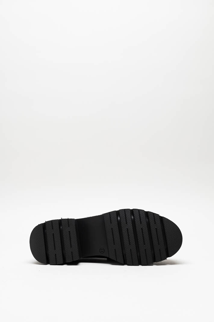 zoom in on Bordeaux Mocassin image Bordeaux Mocassin image
