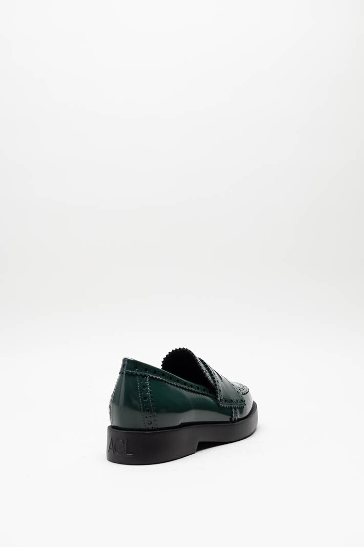 zoom in on Groen Mocassin image Groen Mocassin image
