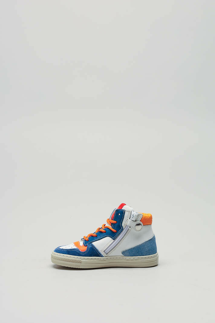 zoom in on Blauw Sneaker image Blauw Sneaker image