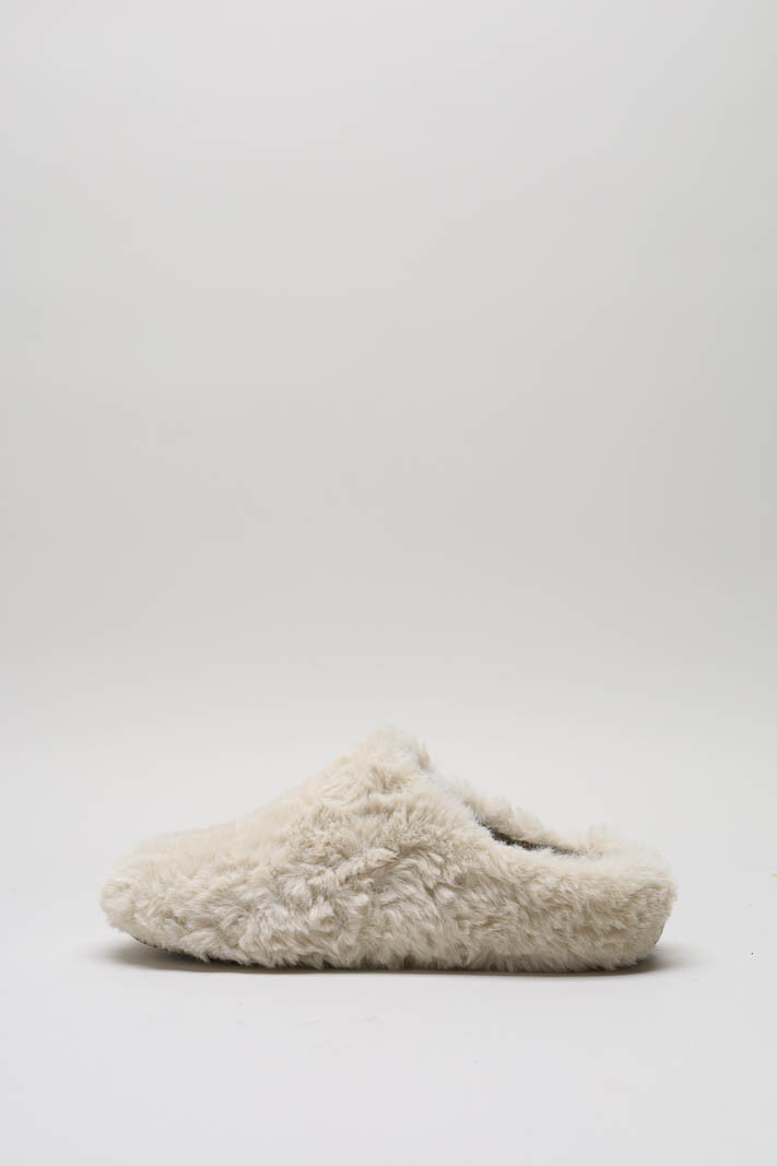 zoom in on Lichtbeige Pantoffel image Lichtbeige Pantoffel image