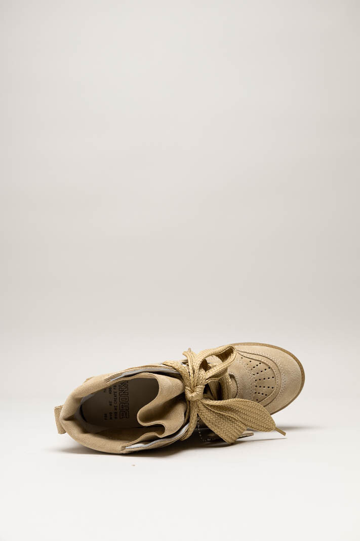 Beige Sneaker image