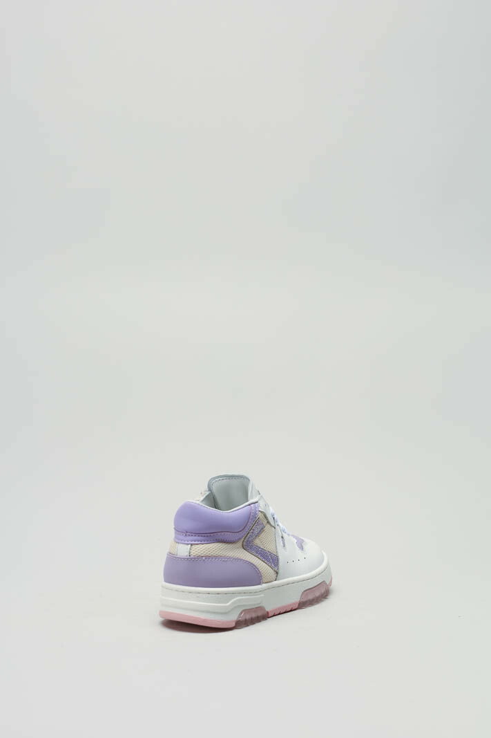 zoom in on Wit Sneaker image Wit Sneaker image