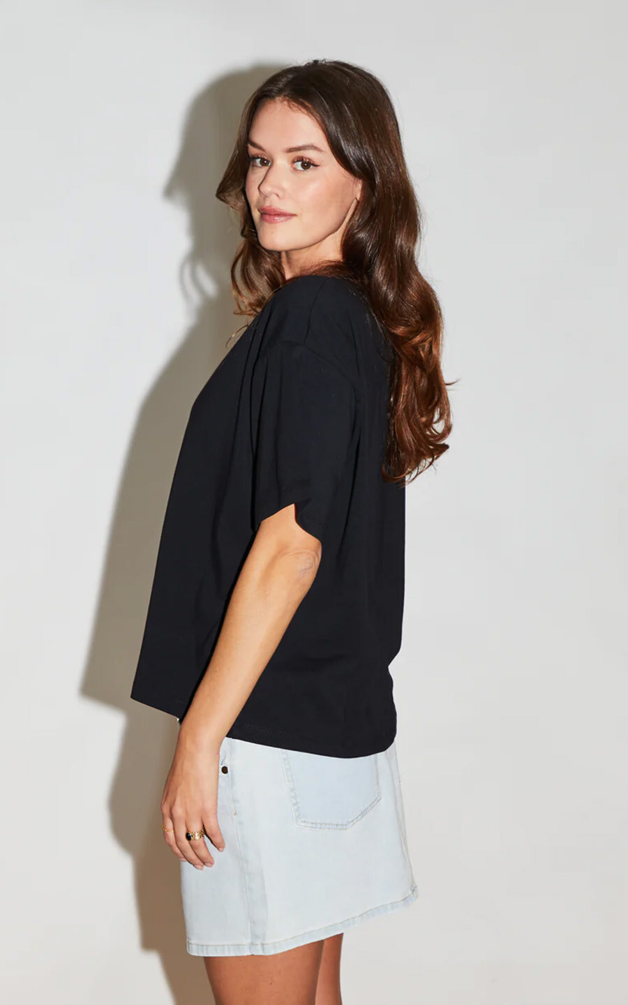 zoom in on Zwart T-shirt/top image Zwart T-shirt/top image