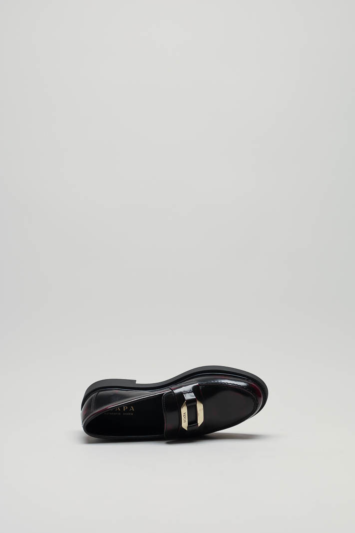 zoom in on Bordeaux Mocassin image Bordeaux Mocassin image