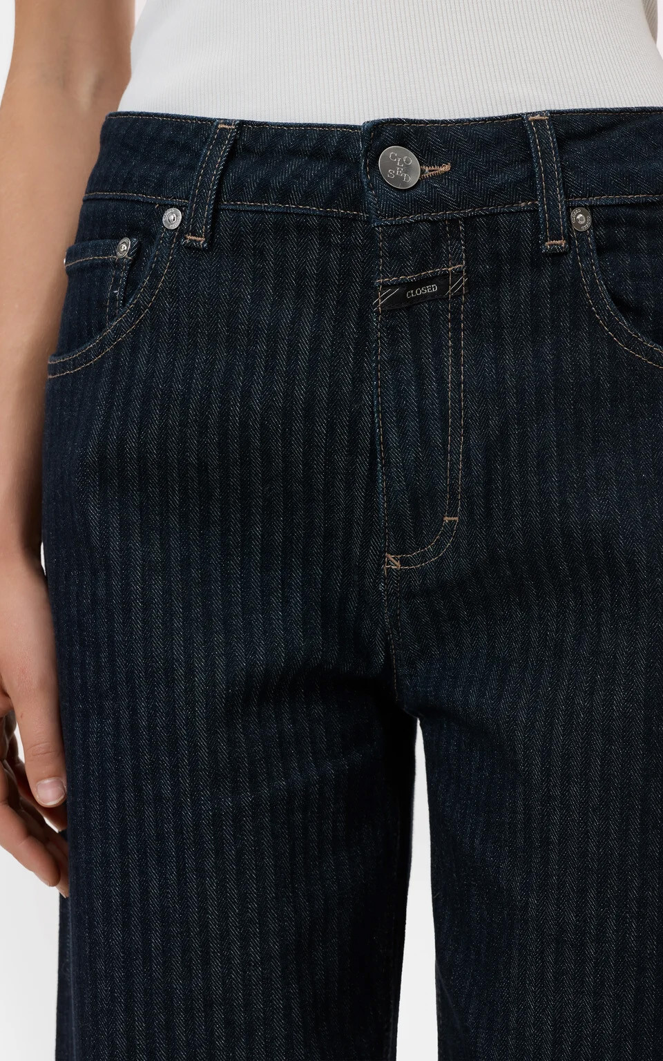 zoom in on Jeans Broek image Jeans Broek image