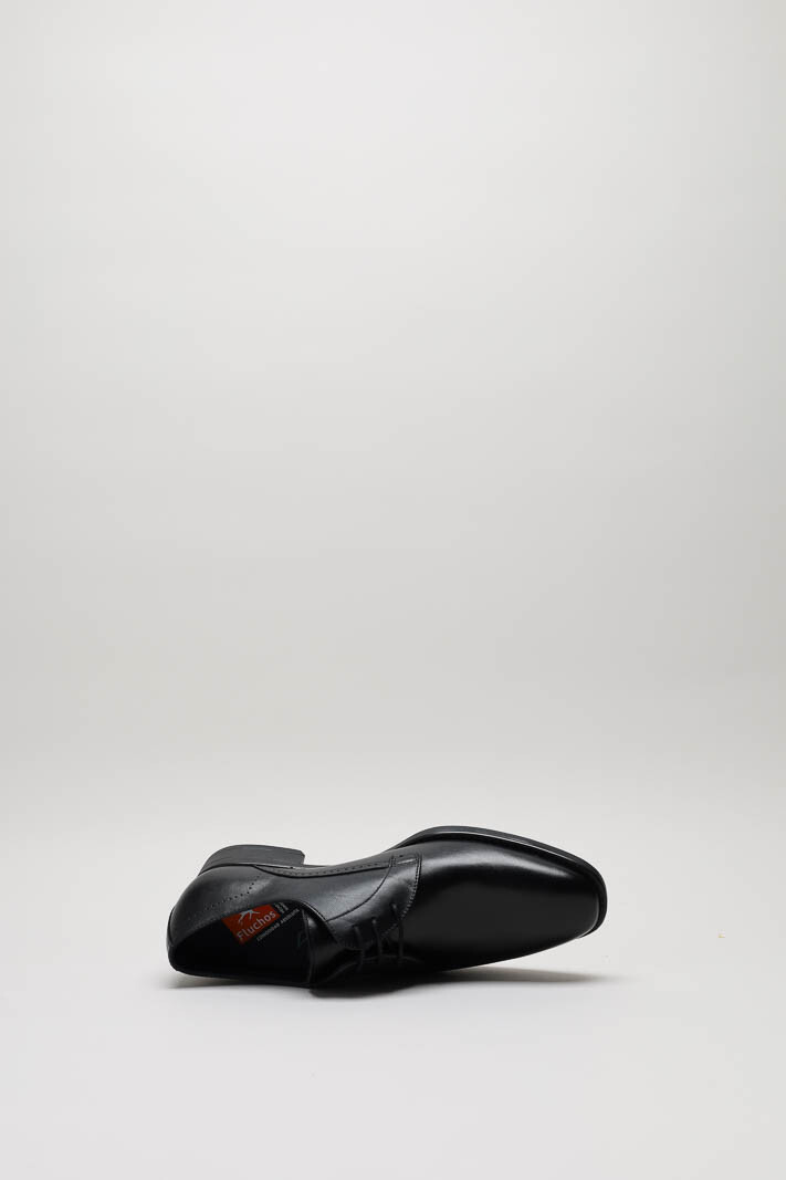 zoom in on Zwart Veterschoen image Zwart Veterschoen image