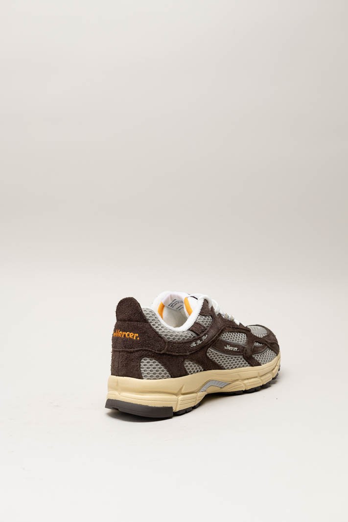 Bruin Sneaker image