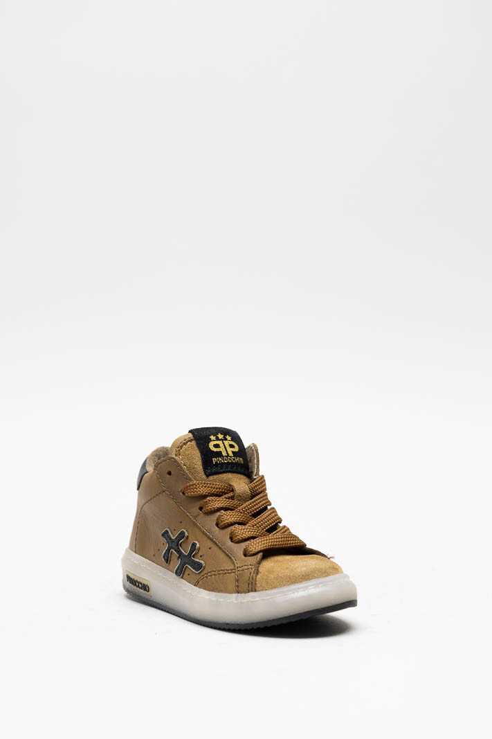 Camel Sneaker