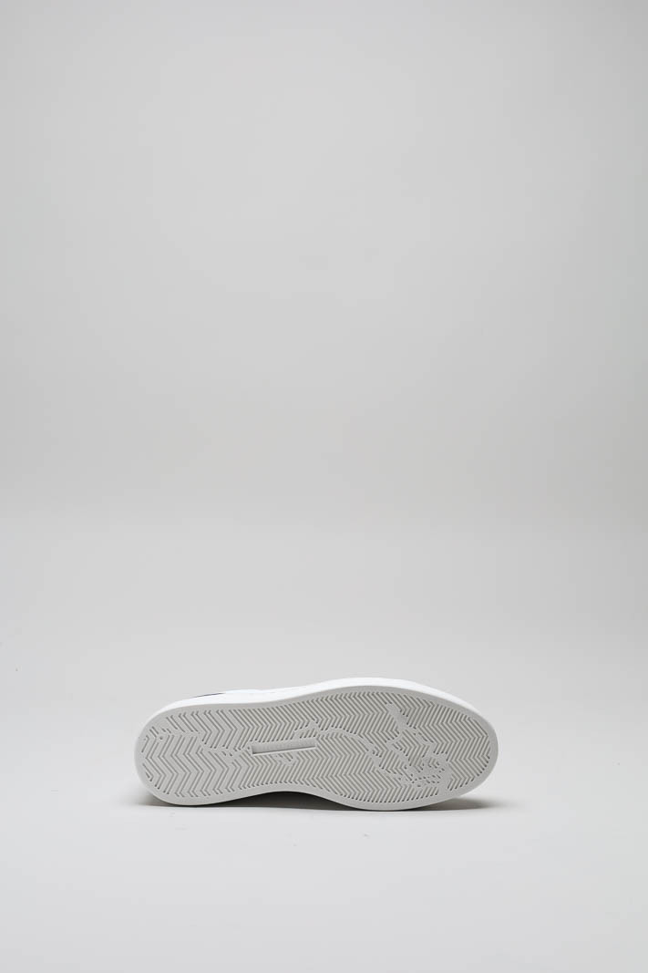 zoom in on Wit Sneaker image Wit Sneaker image