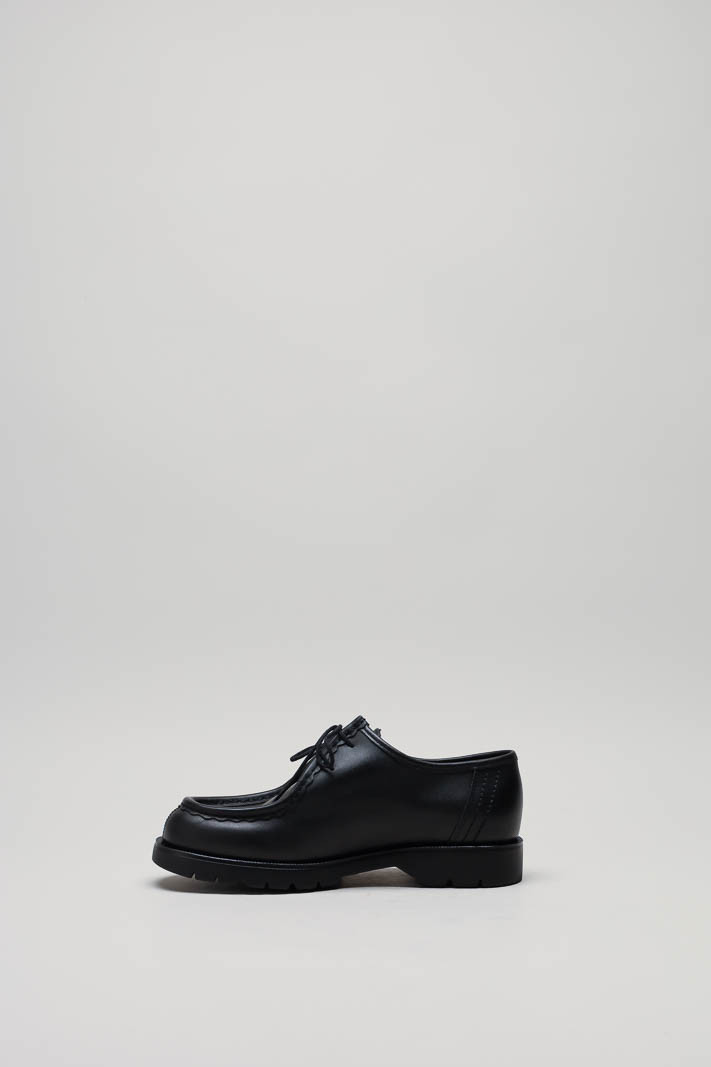 zoom in on Zwart Veterschoen image Zwart Veterschoen image