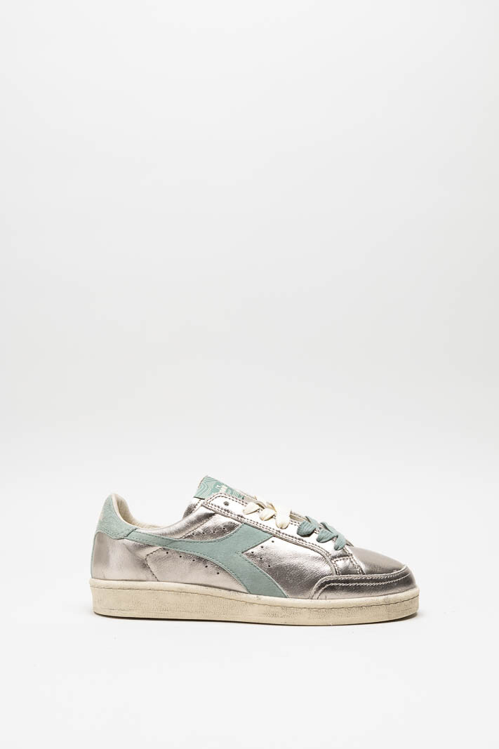 Platina Sneaker