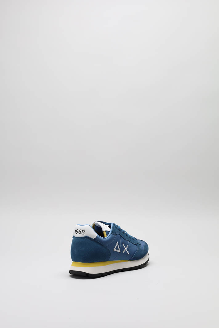 zoom in on Blauw Sneaker image Blauw Sneaker image
