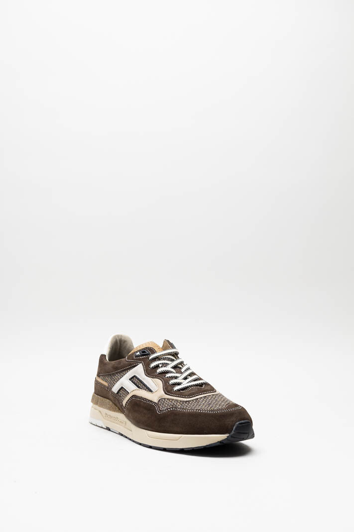 Bruin Sneaker
