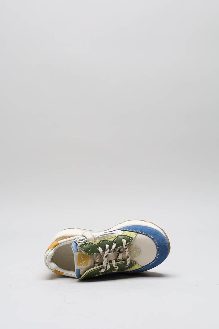 zoom in on Blauw Sneaker image Blauw Sneaker image