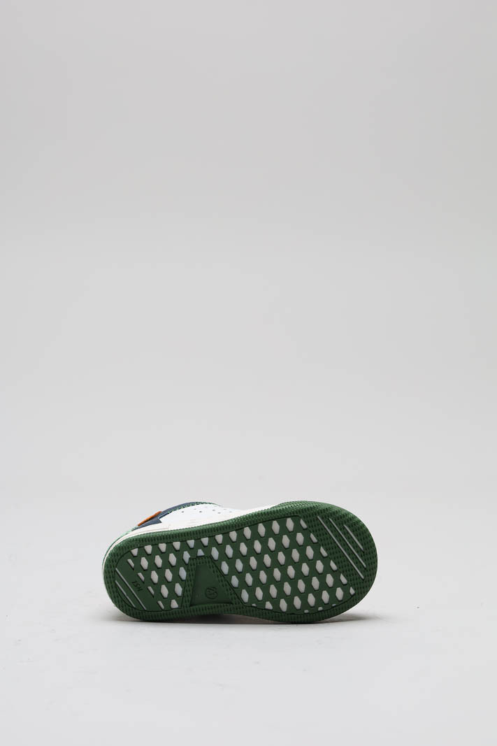 zoom in on Groen Sneaker image Groen Sneaker image