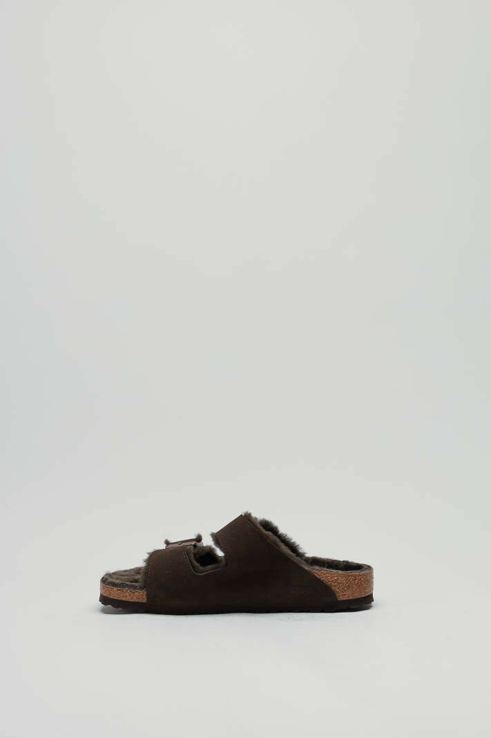 zoom in on Bruin Slipper image Bruin Slipper image