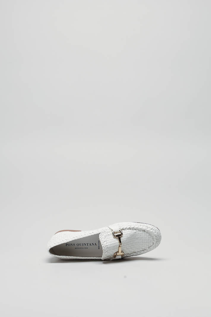 zoom in on Wit Mocassin image Wit Mocassin image