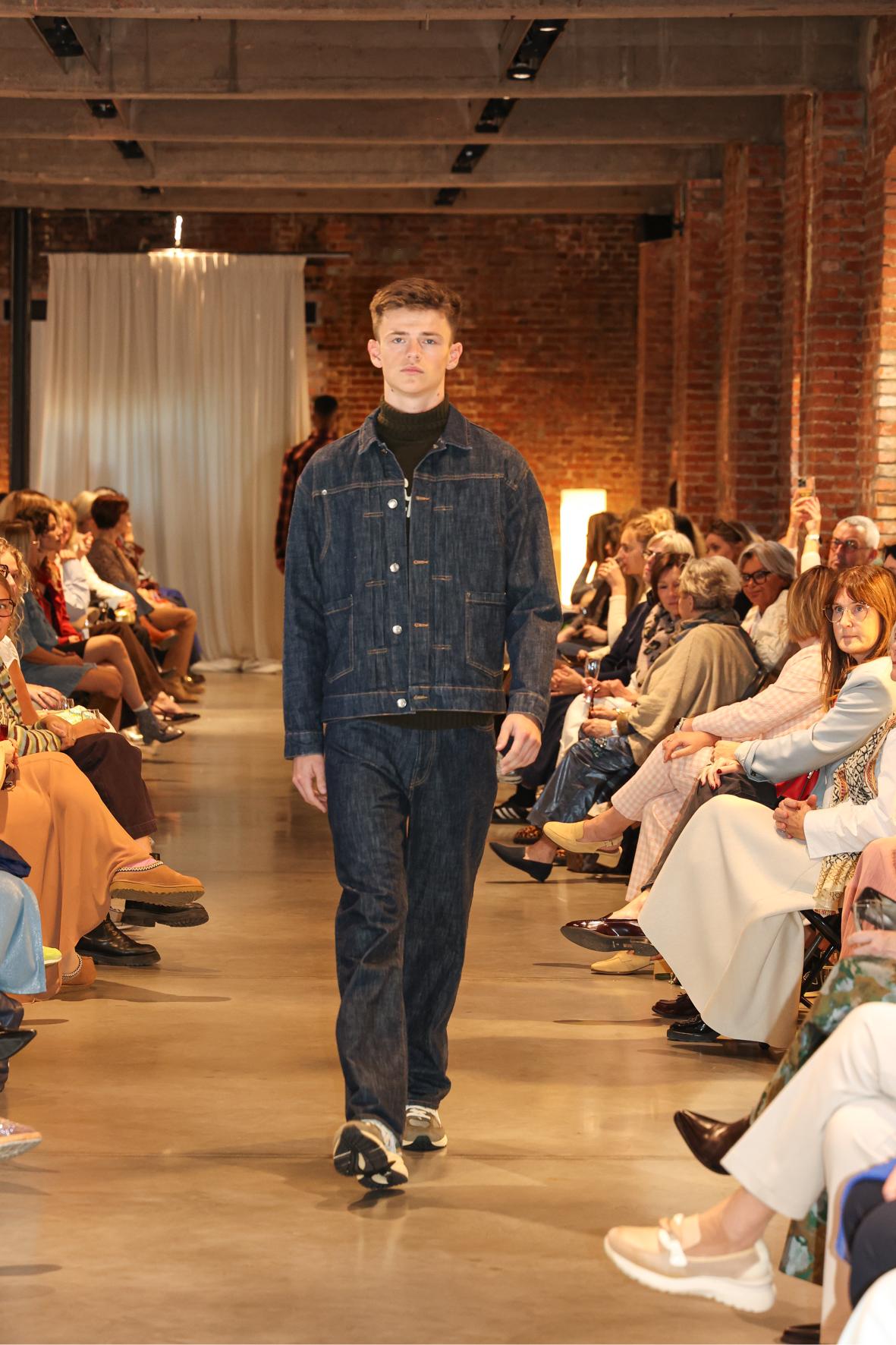 Runway Show PT.2 - 0.39