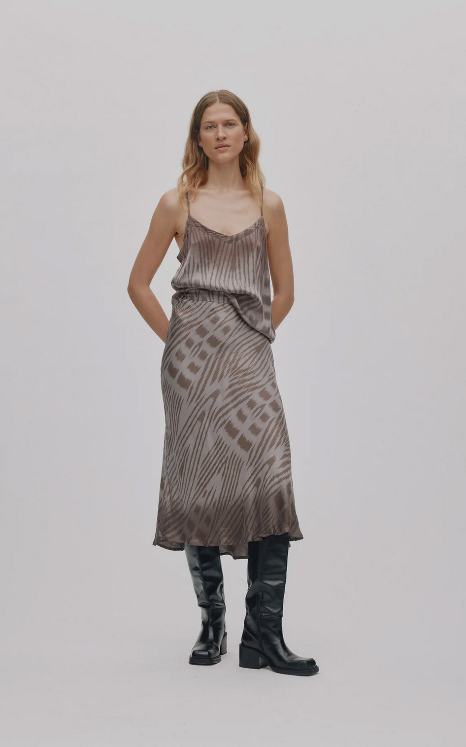 Bruin Rok image