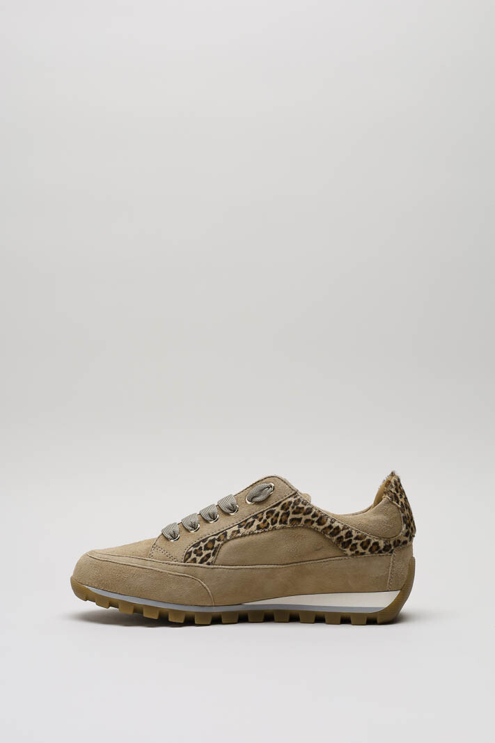 Beige Sneaker image