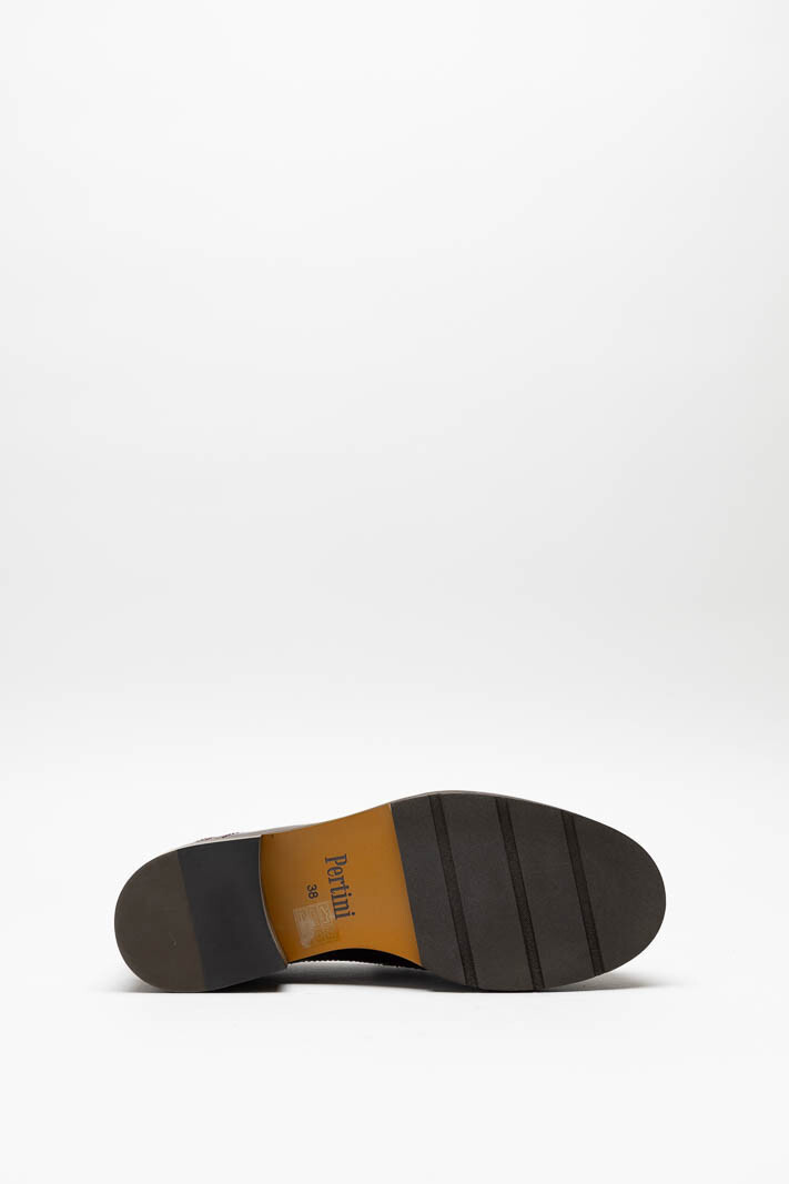 Bordeaux Mocassin image