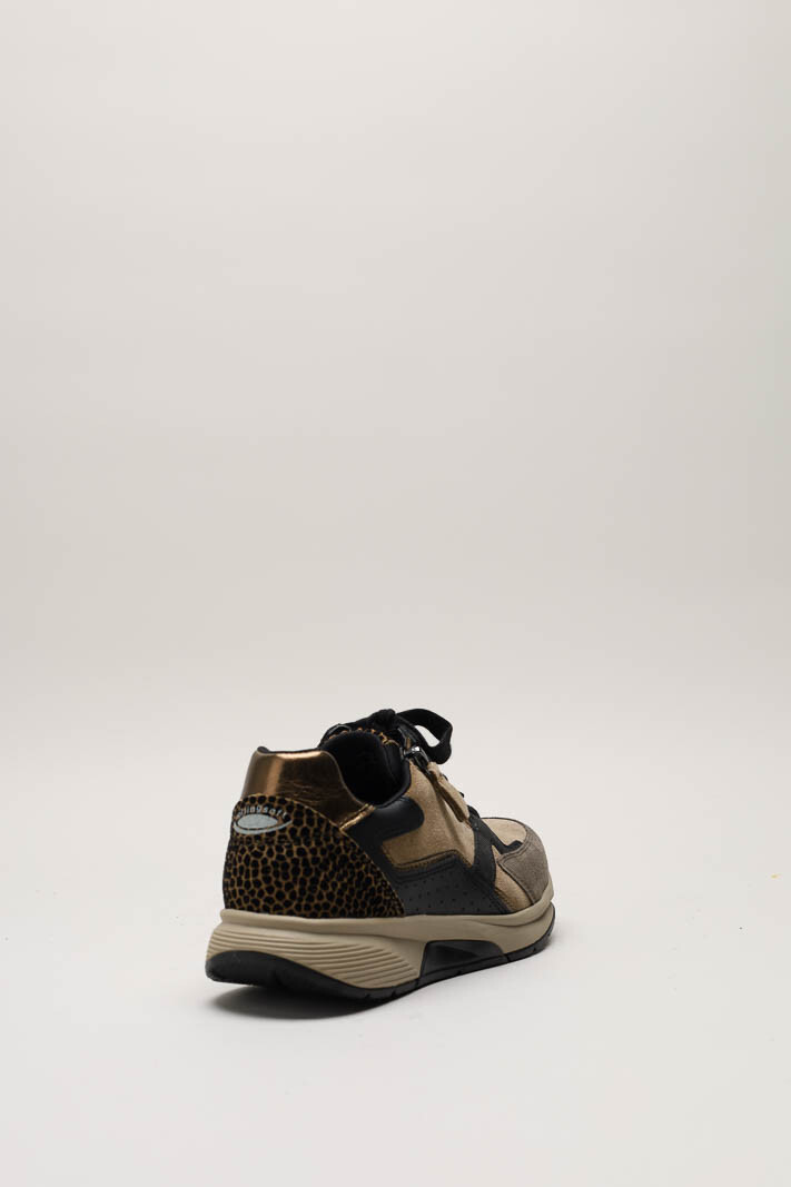 zoom in on Bruin Sneaker image Bruin Sneaker image