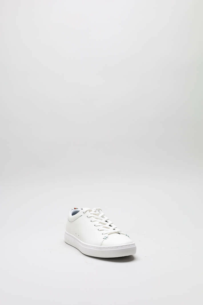 zoom in on Wit Sneaker image Wit Sneaker image